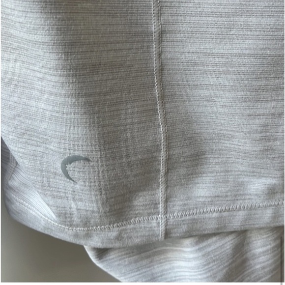 ZYIA active gray top size medium active wear - Picture 3 of 11